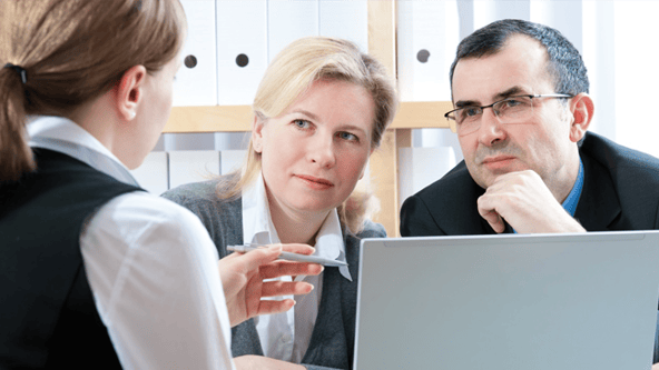 financial-advisors-delivering-bad-news.png
